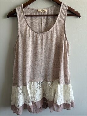 Entro Heathered Blush Taupe Lace Hem Tunic Tank Medium